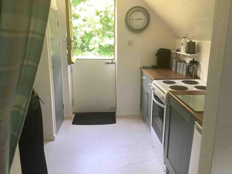 Self Catering Apartment, Jurassic Coast/Dorset แวร์แรม ภายนอก รูปภาพ