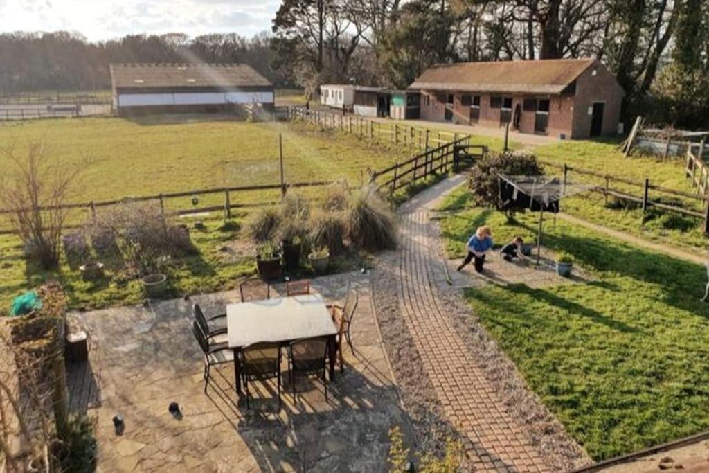Self Catering Apartment, Jurassic Coast/Dorset แวร์แรม ภายนอก รูปภาพ