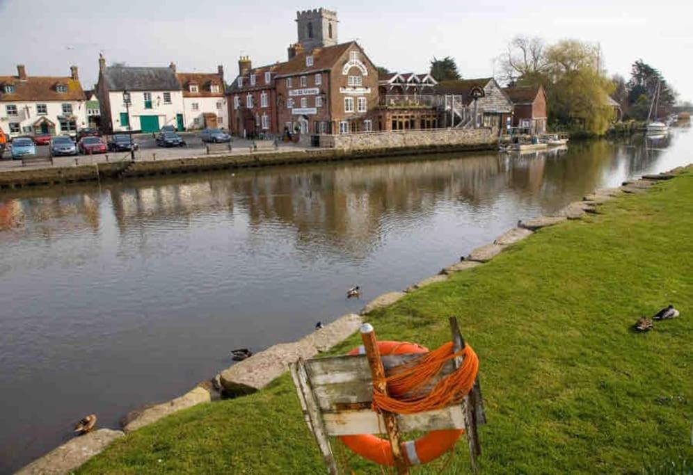 Self Catering Apartment, Jurassic Coast/Dorset แวร์แรม ภายนอก รูปภาพ