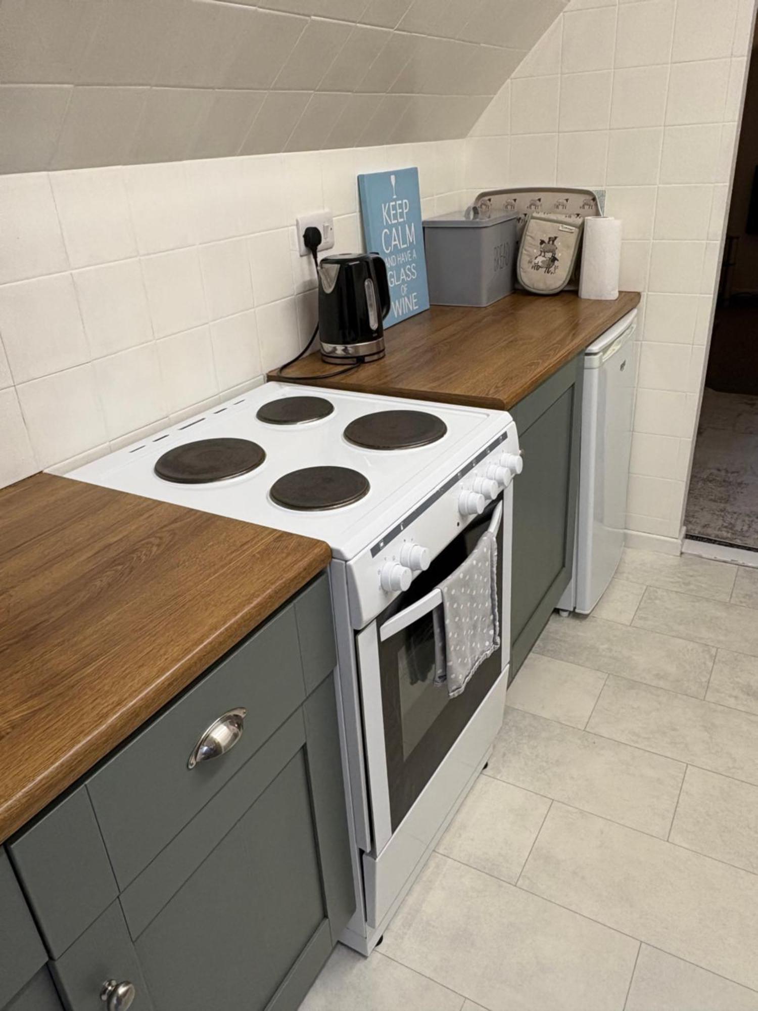 Self Catering Apartment, Jurassic Coast/Dorset แวร์แรม ภายนอก รูปภาพ